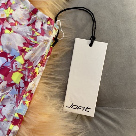 Jofit Racerback V Neck Athletic Workout Tank ($72) Floral Print MED UPF 30+NEW! - Picture 5 of 7